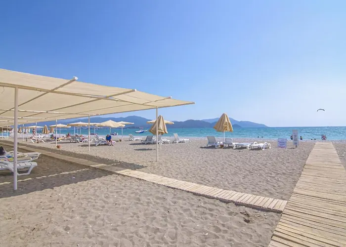 Sunset Beach Club Aqualettings Seashell 13 페티예